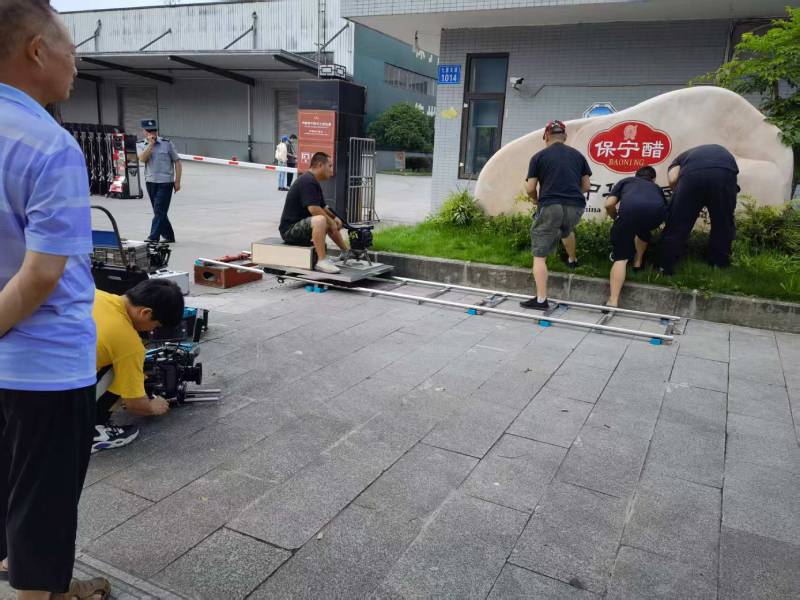苍山县广告片拍摄公司核心优势：全流程服务，让品牌广告片省心更出彩
